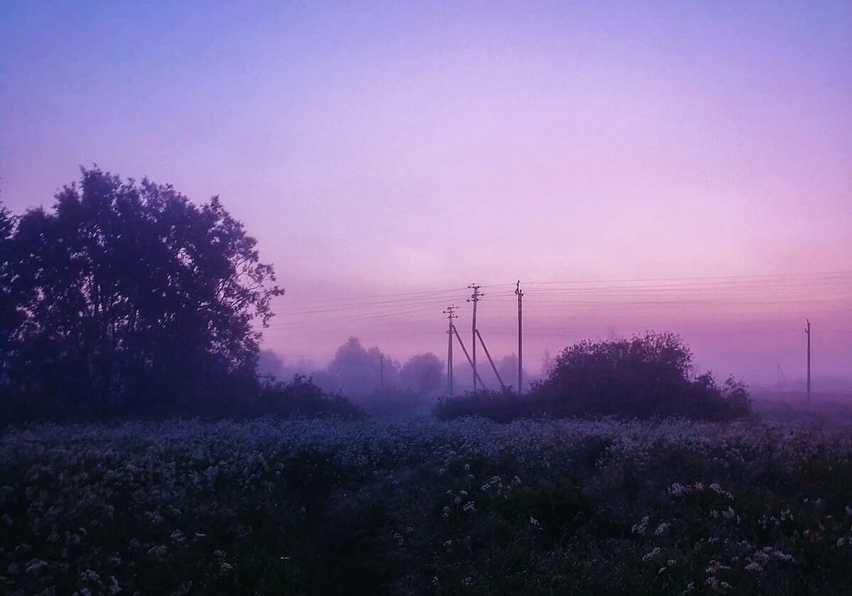 我：看到微密圈我先做把字幕改成描述句。 你：为什么？ 我：因为说法有没有把可能写成必然最容易被略过（评论也能用）